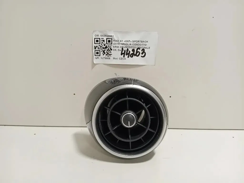 Griglia Condotto ARIA Cruscotto Centrale DX 8X2820951 Audi A1 8XF Sportback 2015