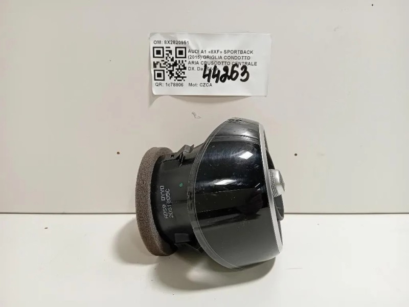 Griglia Condotto ARIA Cruscotto Centrale DX 8X2820951 Audi A1 8XF Sportback 2015