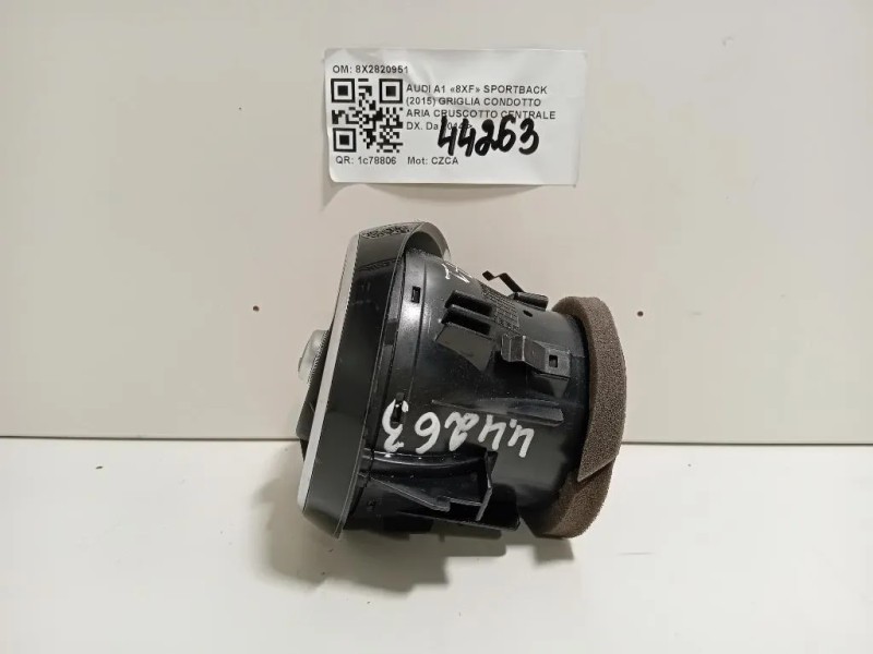 Griglia Condotto ARIA Cruscotto Centrale DX 8X2820951 Audi A1 8XF Sportback 2015