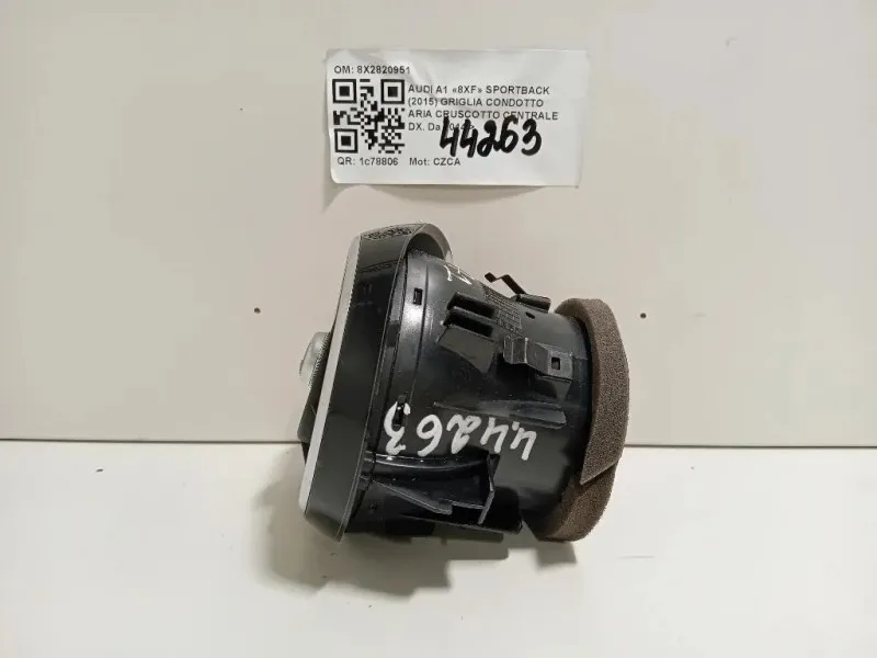 Griglia Condotto ARIA Cruscotto Centrale DX 8X2820951 Audi A1 8XF Sportback 2015