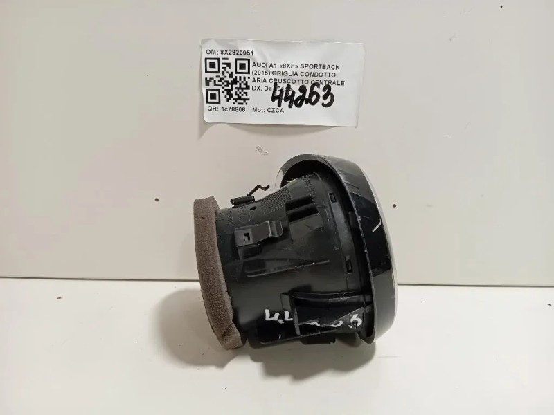 Griglia Condotto ARIA Cruscotto Centrale DX 8X2820951 Audi A1 8XF Sportback 2015