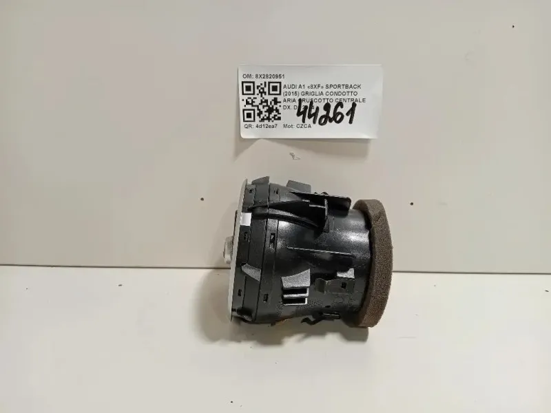 Griglia Condotto ARIA Cruscotto Centrale DX 8X2820951 Audi A1 8XF Sportback 2015
