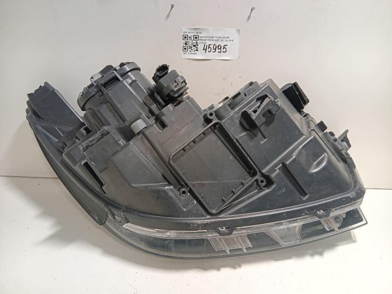 Proiettore ANT SX 83101 35700 Ssangyong Tivoli 2015