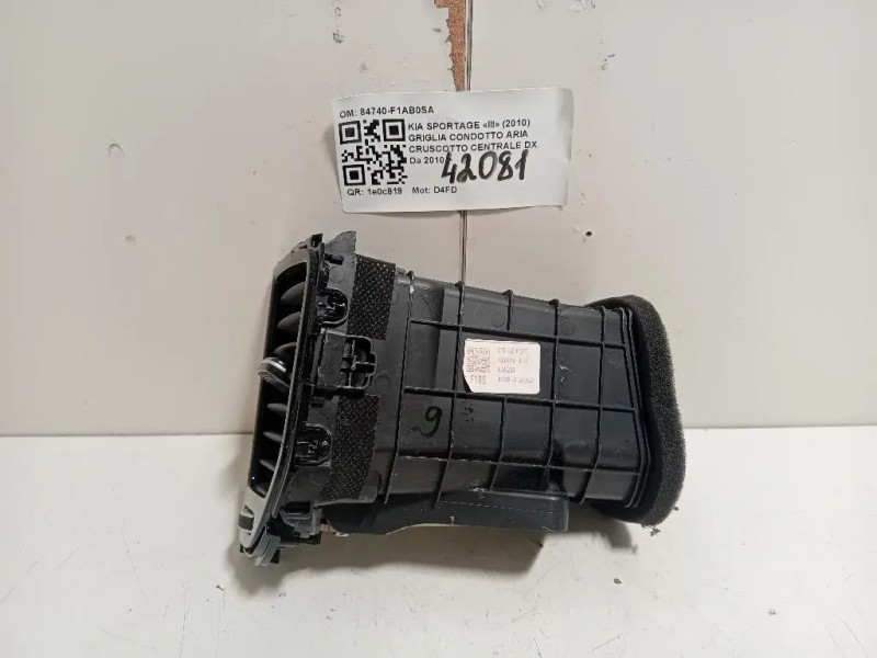 Griglia Condotto ARIA Cruscotto Centrale DX 84740-F1AB0SA Kia Sportage III 2010