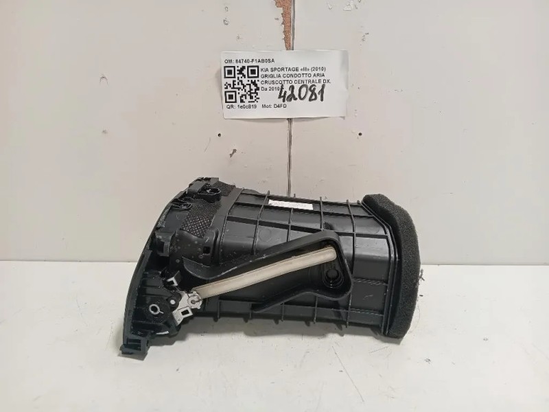 Griglia Condotto ARIA Cruscotto Centrale DX 84740-F1AB0SA Kia Sportage III 2010