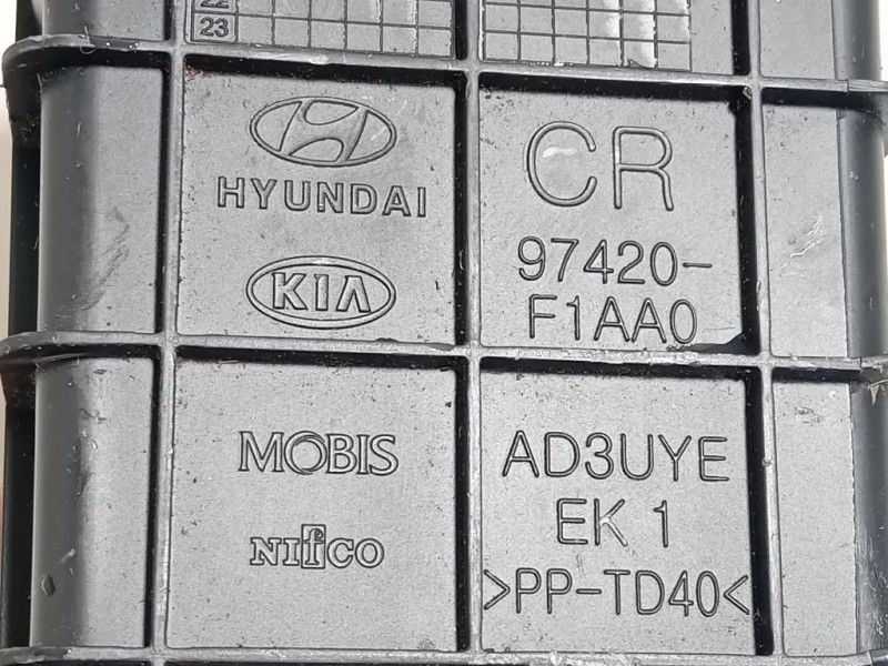 Griglia Condotto ARIA Cruscotto Centrale DX 84740-F1AB0SA Kia Sportage III 2010