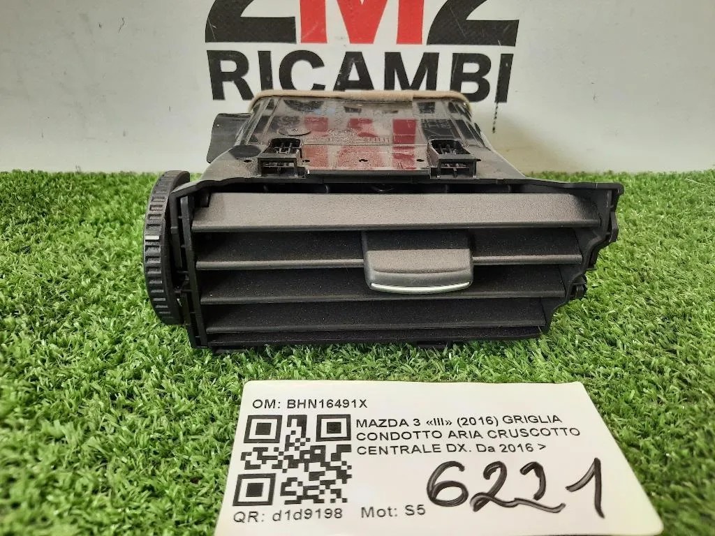 Griglia Condotto ARIA Cruscotto Centrale DX BHN16491X Mazda 3 III 2016