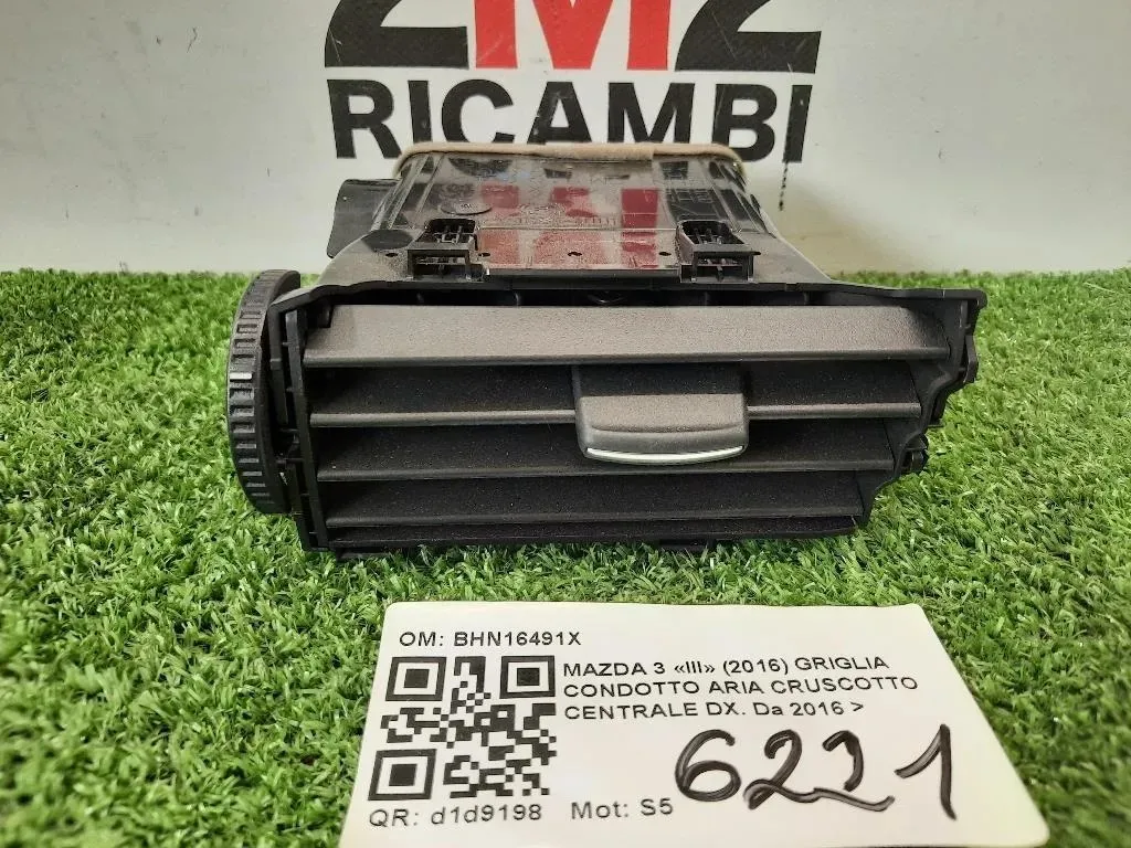 Griglia Condotto ARIA Cruscotto Centrale DX BHN16491X Mazda 3 III 2016