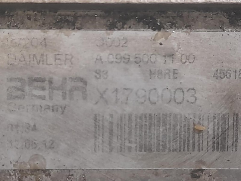 Radiatore OLIO X1790003 Mercedes Classe C W204 2011