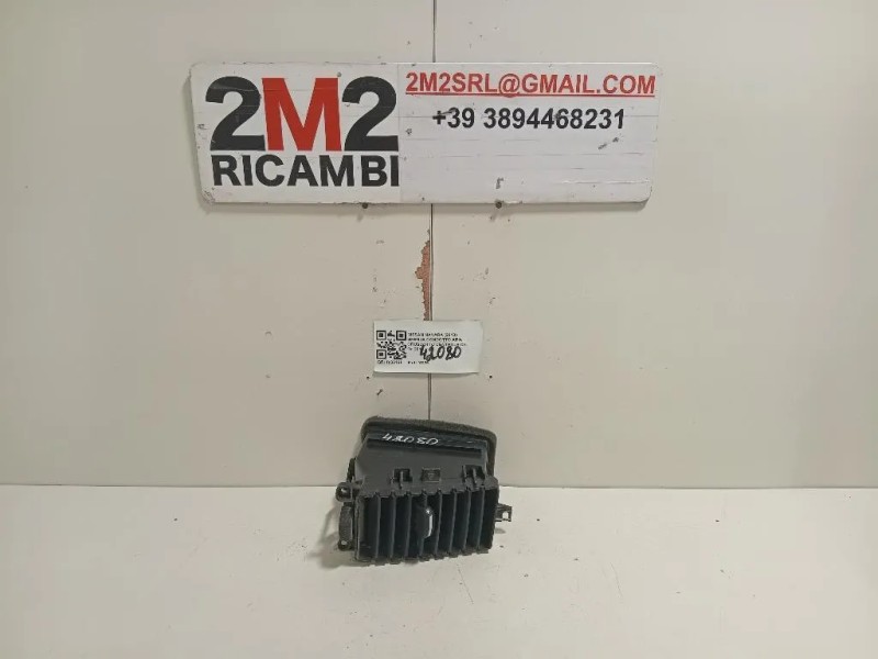 Griglia Condotto ARIA Cruscotto Centrale DX 68750-4X00A Nissan Navara 2010