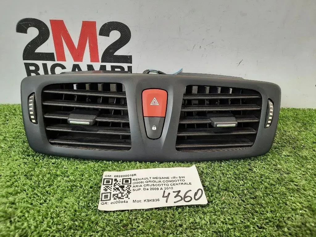 Griglia Condotto ARIA Cruscotto Centrale SUP 682600016R Renault Mégane III SW 2009