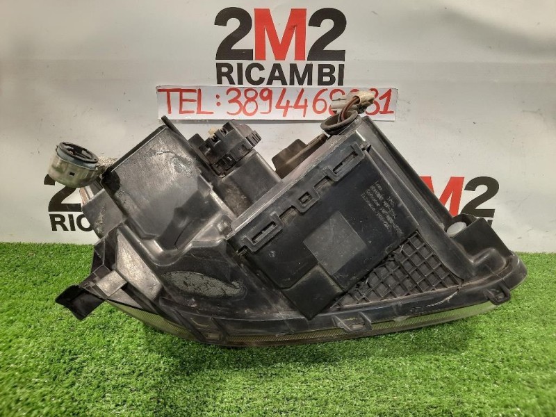 Proiettore ANT SX 99226-80008 Toyota Avensis II 2003