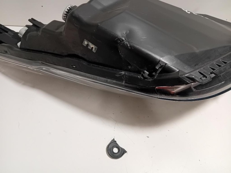 Proiettore ANT SX 811700H131 PROIETTORE FARO LUCE Toyota AYGO II 2014