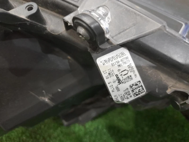 Proiettore ANT SX 8115002T00 Toyota Corolla VI 2018