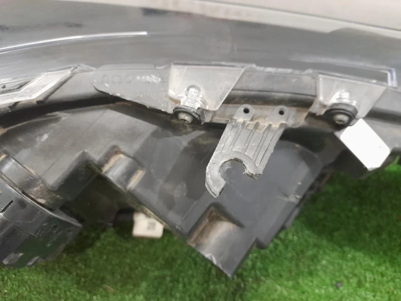 Proiettore ANT SX 8115002T00 Toyota Corolla VI 2018