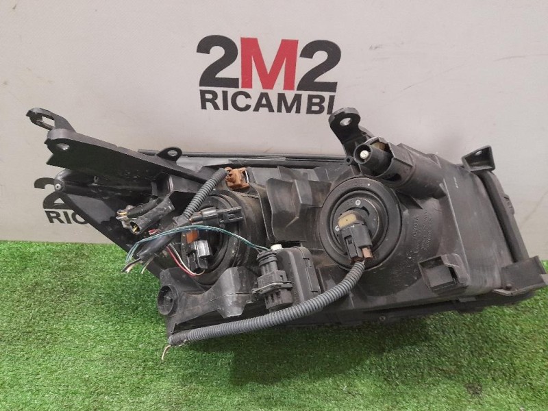 Proiettore ANT SX 8117042311 Toyota RAV 4 III 2006