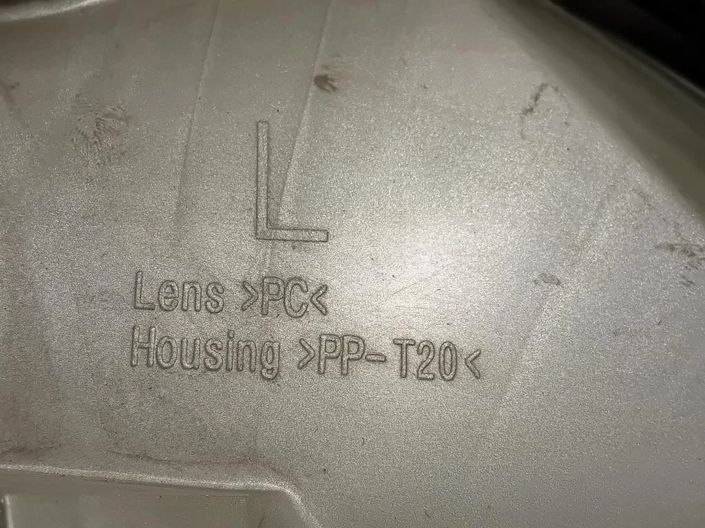 Proiettore ANT SX PROIETTORE ANT SX Toyota Yaris France I 2002