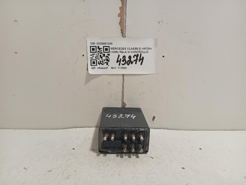 RELE DI Controllo 0025451205 Mercedes Classe E W124 1985