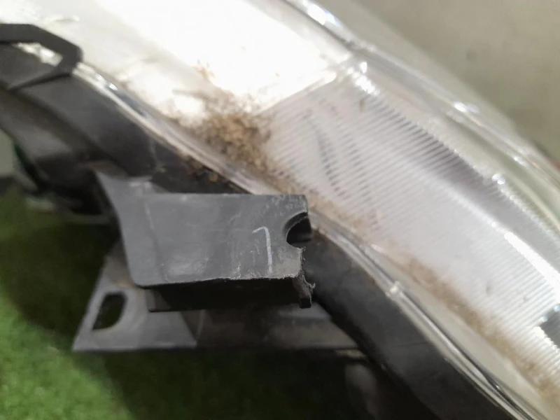 Proiettore ANT SX 811700DA50 Toyota Yaris IV 2014