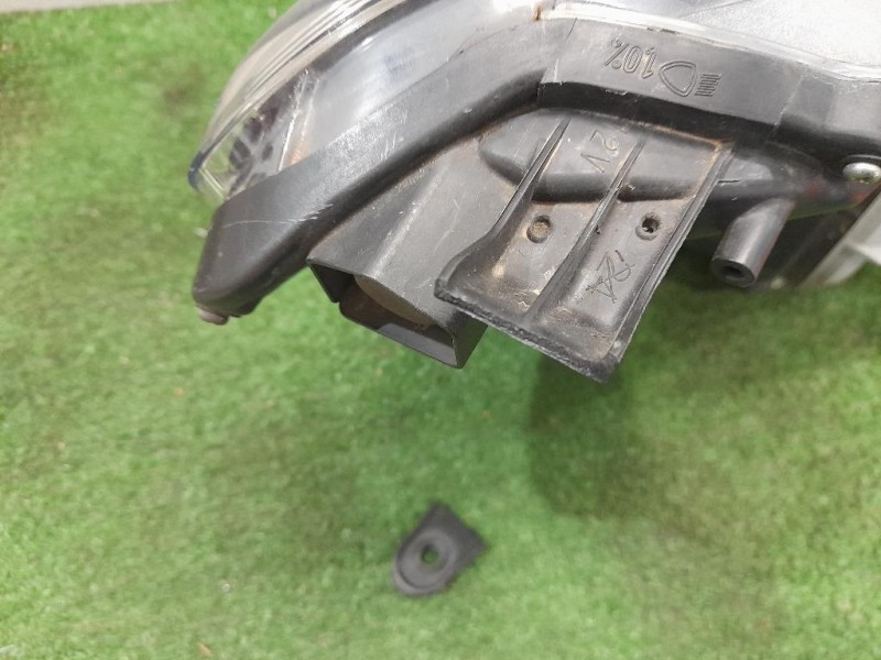 Proiettore ANT SX 811700DA50 Toyota Yaris IV 2014