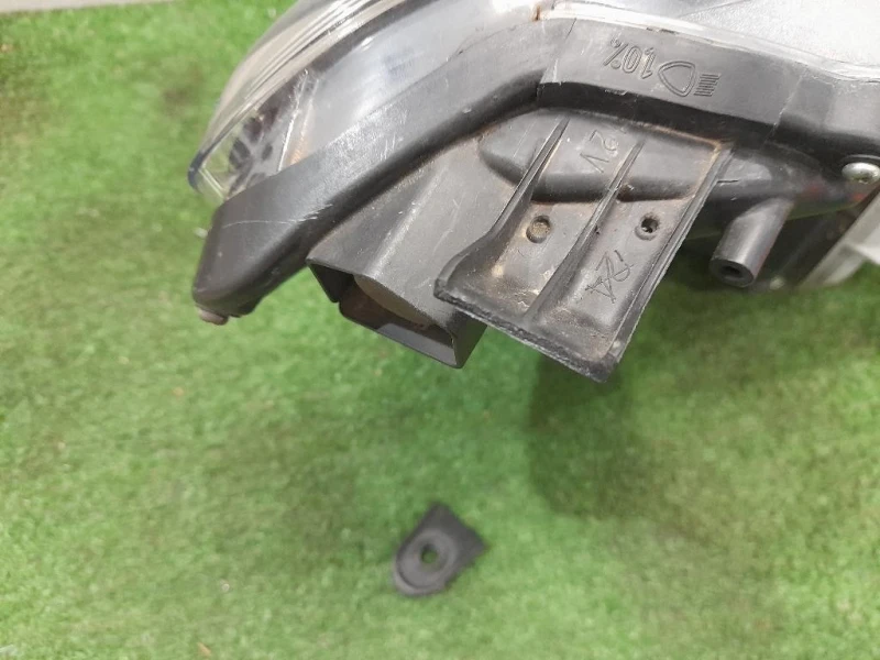 Proiettore ANT SX 811700DA50 Toyota Yaris IV 2014