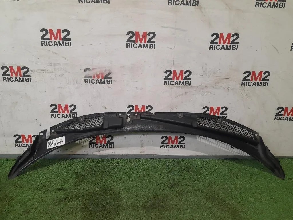 Griglia Condotto ARIA Parabrezza GRIGLIA ANTERIORE SOTTOPARABREZZA 156085704 Alfa Romeo Giulietta 2016