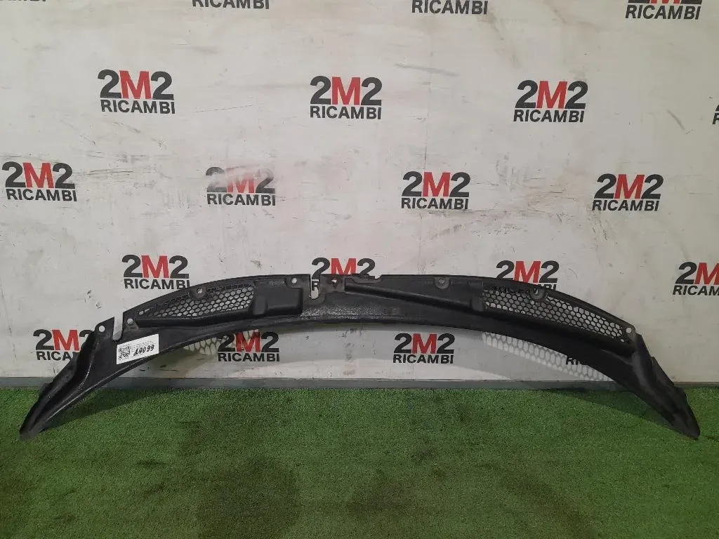 Griglia Condotto ARIA Parabrezza GRIGLIA ANTERIORE SOTTOPARABREZZA 156085704 Alfa Romeo Giulietta 2016