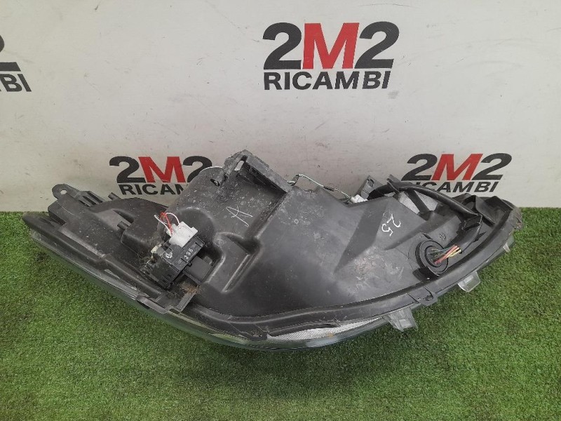 Proiettore ANT SX 811700DA50 Toyota Yaris IV 2014