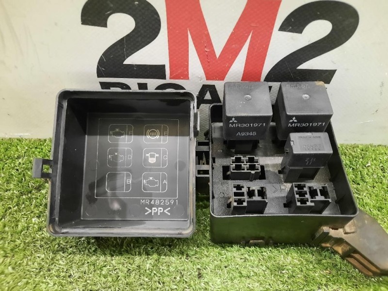 RELE DI Controllo MR482591 MR301971 Mitsubishi Pajero III 2000