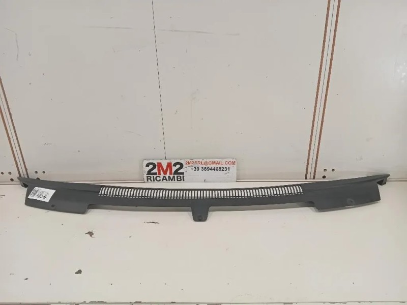 Griglia Condotto ARIA Parabrezza 05178502AEA Fiat Freemont 2011