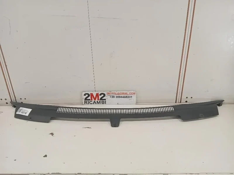 Griglia Condotto ARIA Parabrezza 05178502AEA Fiat Freemont 2011