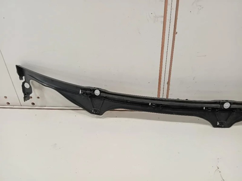 Griglia Condotto ARIA Parabrezza A2058690007 Mercedes Classe C W205 2014