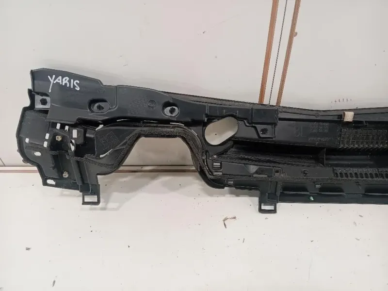 Griglia Condotto ARIA Parabrezza 55751-0D040 Toyota Yaris IV 2017