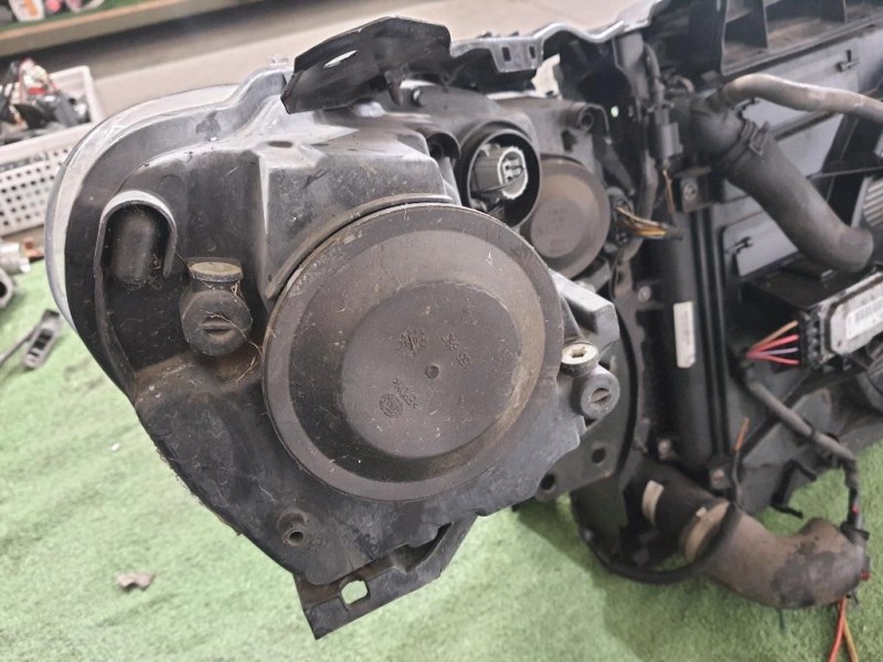 Proiettore ANT SX 5K2941005H Volkswagen GOLF VI 2009