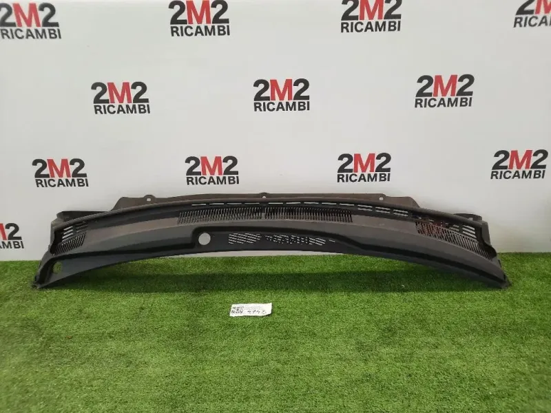 Griglia Copertura Cunetta Acqua 7233051K115PK SOTTOPARABREZZA Suzuki Splash 2008