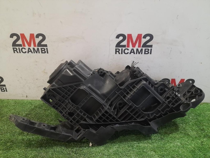 Proiettore ANT SX 5K2941005H Volkswagen GOLF VI 2009