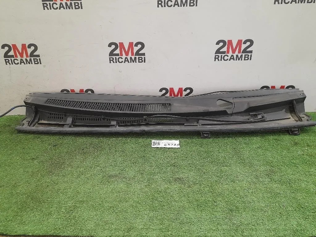 Griglia Copertura Cunetta Acqua 557080D370 Toyota Yaris IV 2014