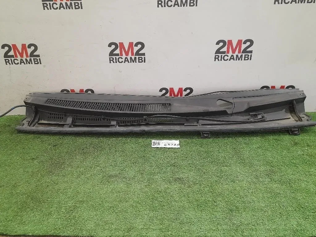 Griglia Copertura Cunetta Acqua 557080D370 Toyota Yaris IV 2014