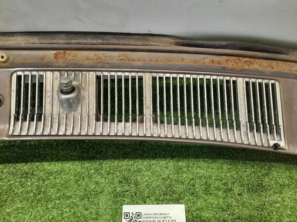 Griglia Copertura Cunetta Acqua DX DESTRA Lancia 2000