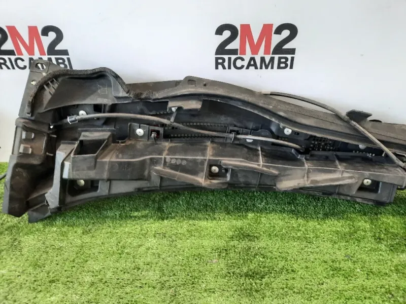 Griglia Copertura Cunetta Acqua DX BJS7507R0A Mazda 3 III 2016