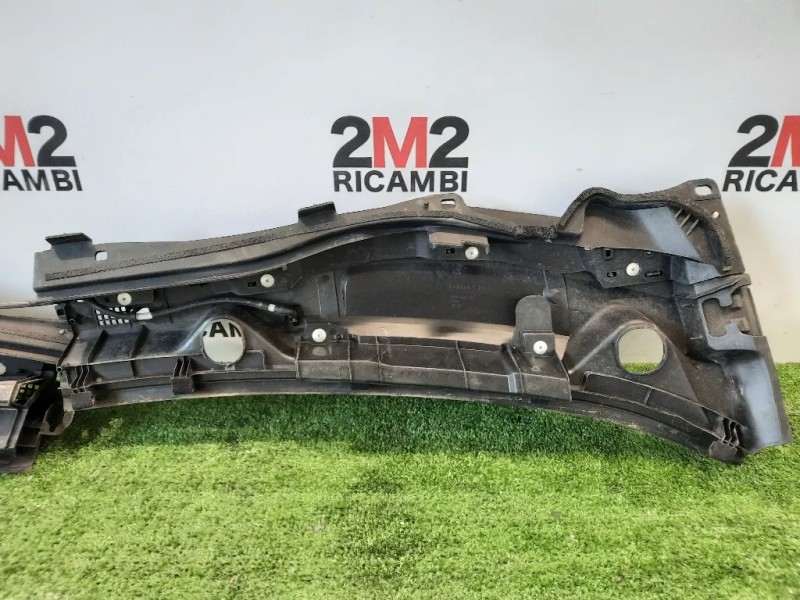 Griglia Copertura Cunetta Acqua DX BJS7507R0A Mazda 3 III 2016