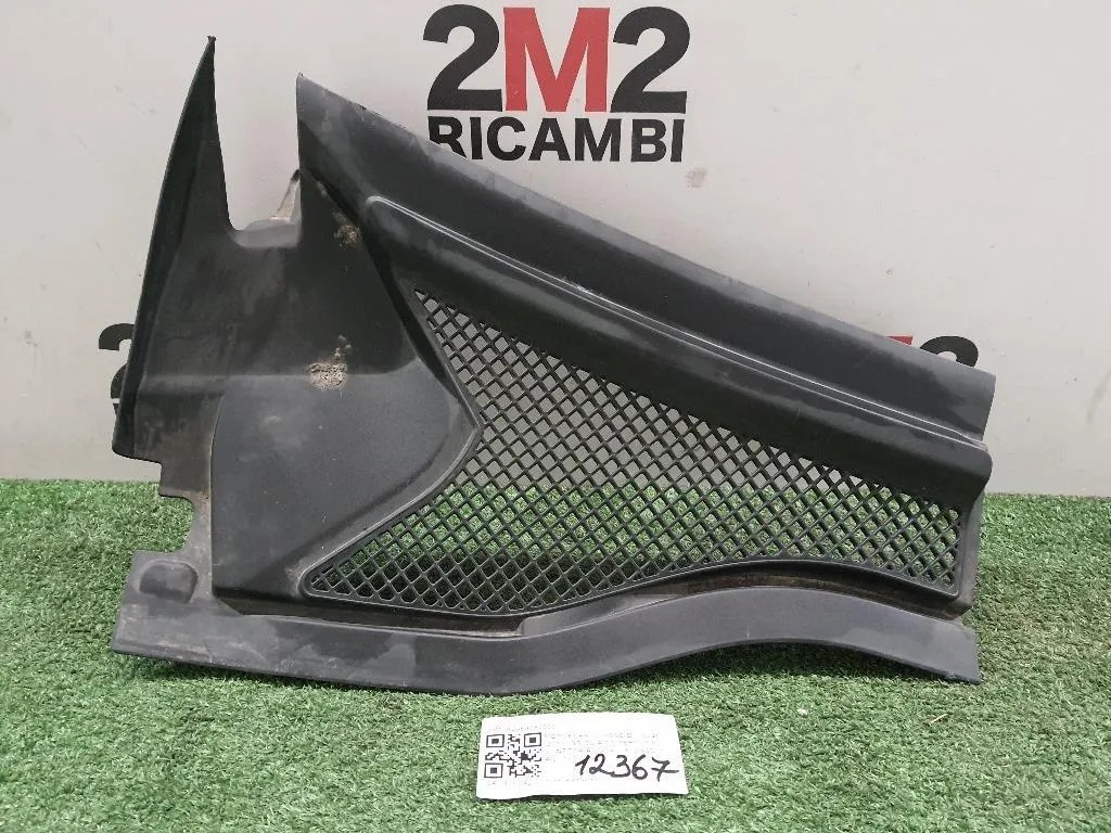 Griglia Copertura Cunetta Acqua DX A2468350600 Mercedes Classe B W246 2012