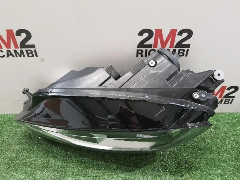 Proiettore ANT SX 5G1941005E Volkswagen GOLF VII 2017