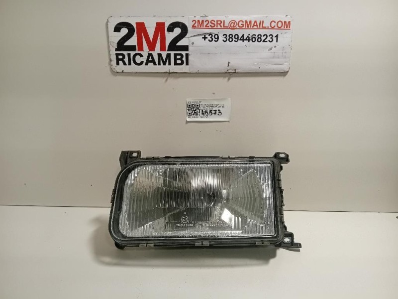 Proiettore ANT SX 301133467 Volkswagen Passat III 1994