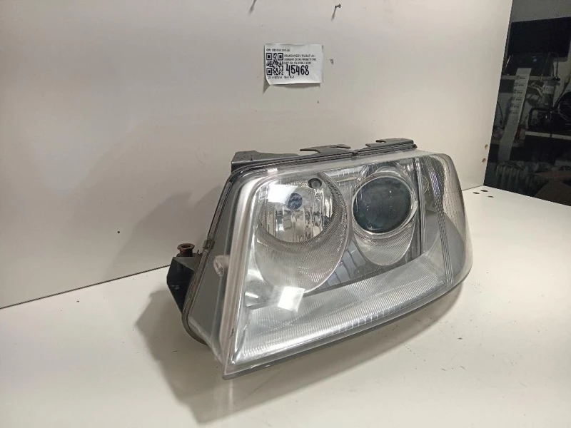 Proiettore ANT SX 3B0 941 015 AK Volkswagen Passat IV Variant 2000