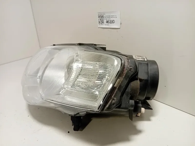 Proiettore ANT SX 3C0941005AC ATTACCHI ROTTI Volkswagen Passat V 2005