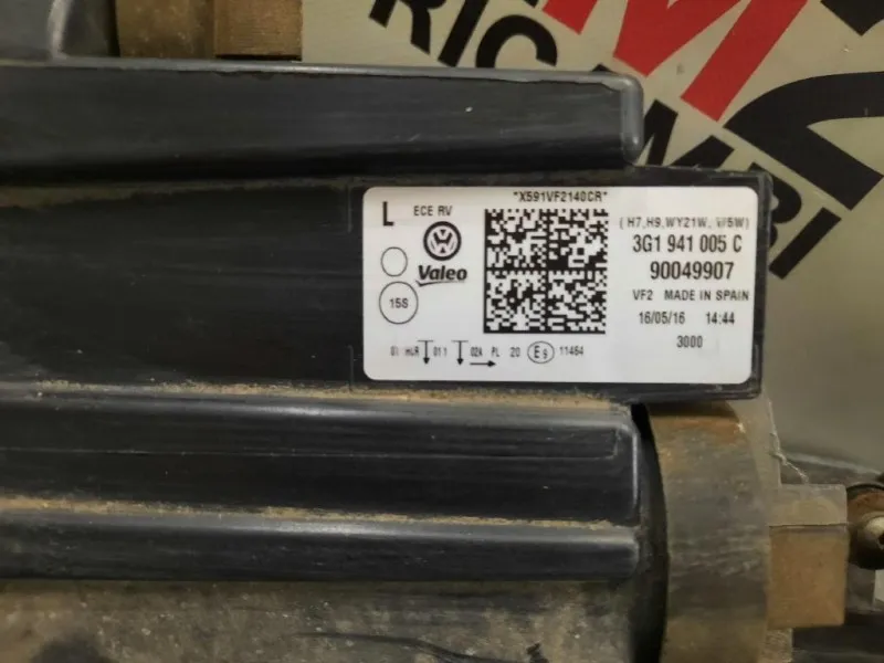 Proiettore ANT SX 3G1941005C Volkswagen Passat VII 2015