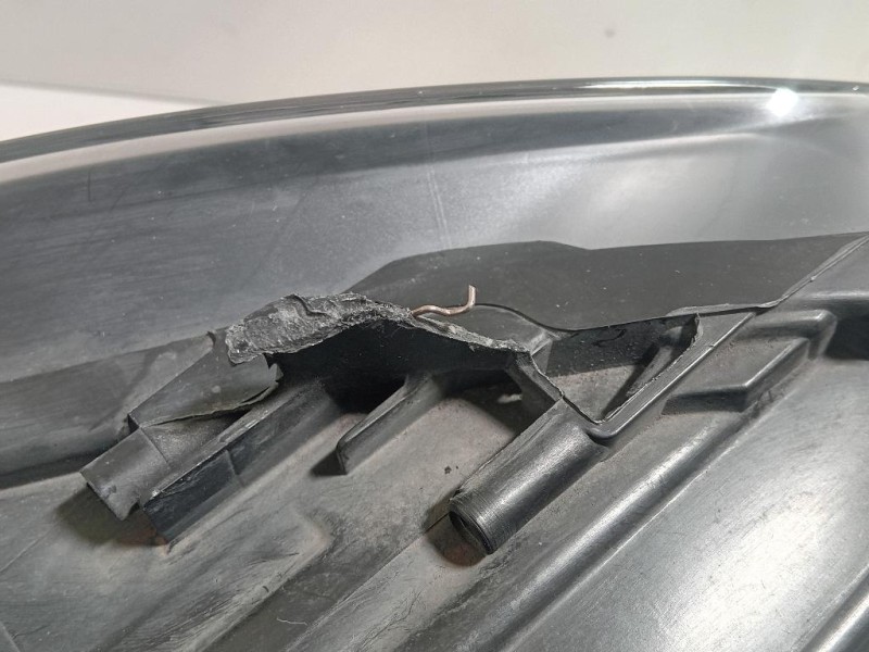 Proiettore ANT SX 6R1 941 007 E DIFFETTI Volkswagen POLO V 2006