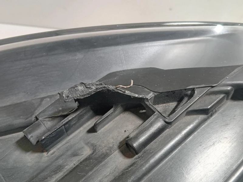 Proiettore ANT SX 6R1 941 007 E DIFFETTI Volkswagen POLO V 2006