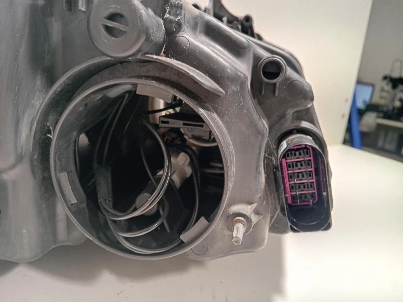 Proiettore ANT SX 6R2 941 007 F Volkswagen POLO V 2006